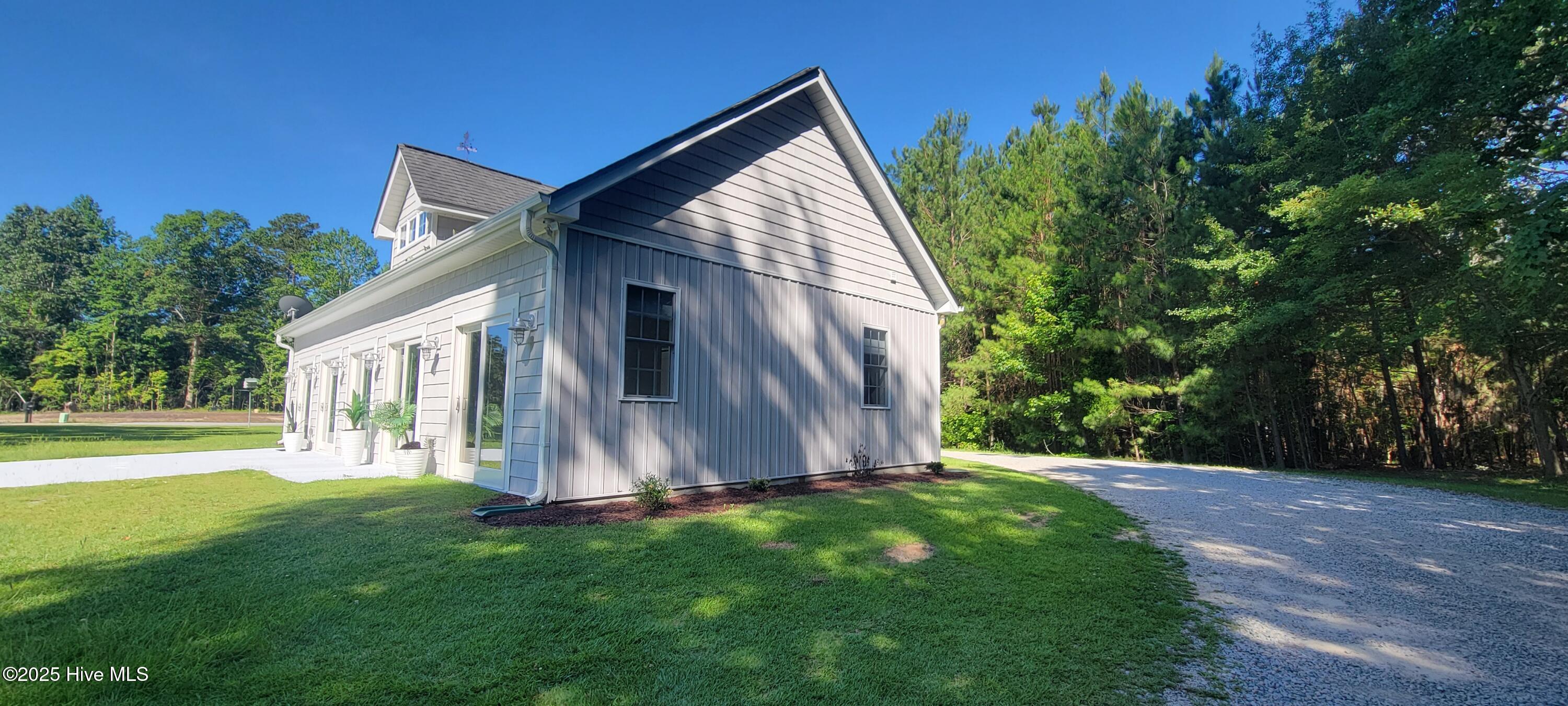 609 Long Point Road Chocowinity, NC 27817 - Photo 53 of 71 RIGHT SIDE OF GUEST HOUSE