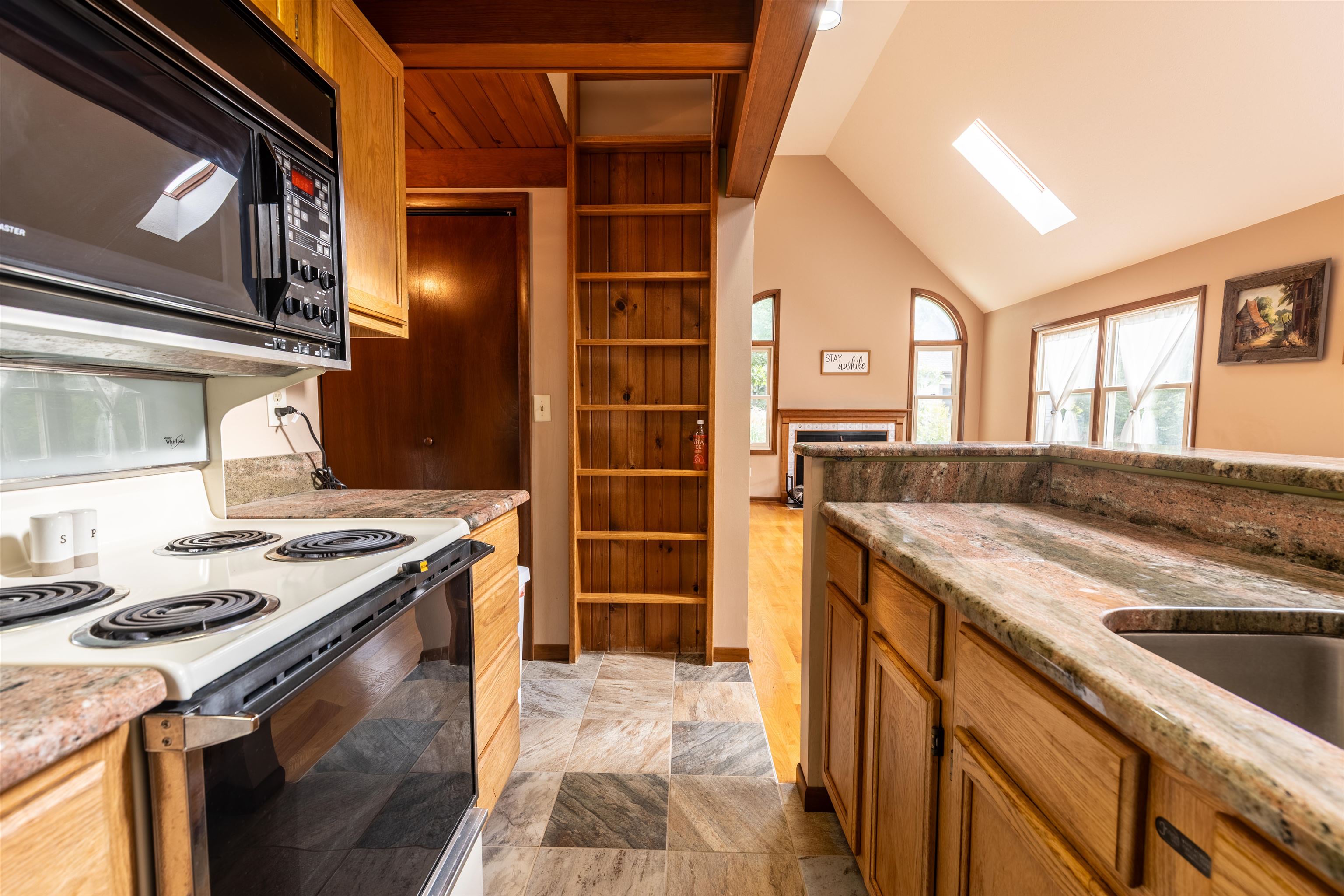14 Timberon Trail Galena, IL 61036 - Photo 13 of 31 a kitchen with a stove and a refrigerator