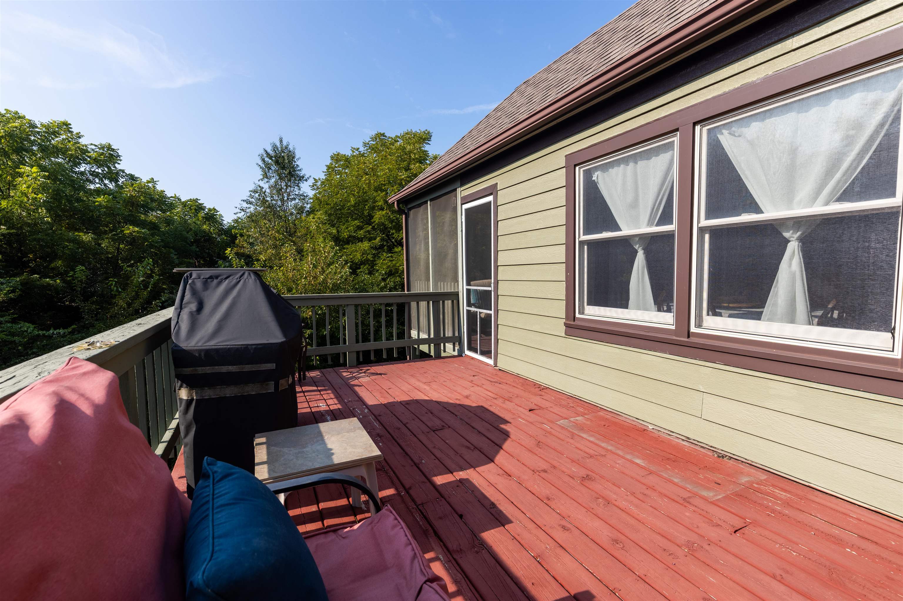 14 Timberon Trail Galena, IL 61036 - Photo 25 of 31 a view of sitting area with furniture