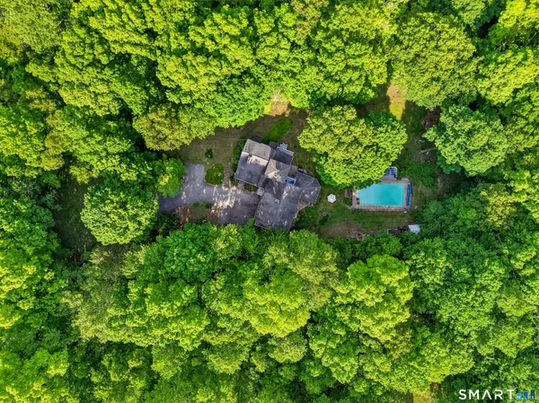 $699,000 | 198 Grassy Hill Road, East Lyme, CT 06333