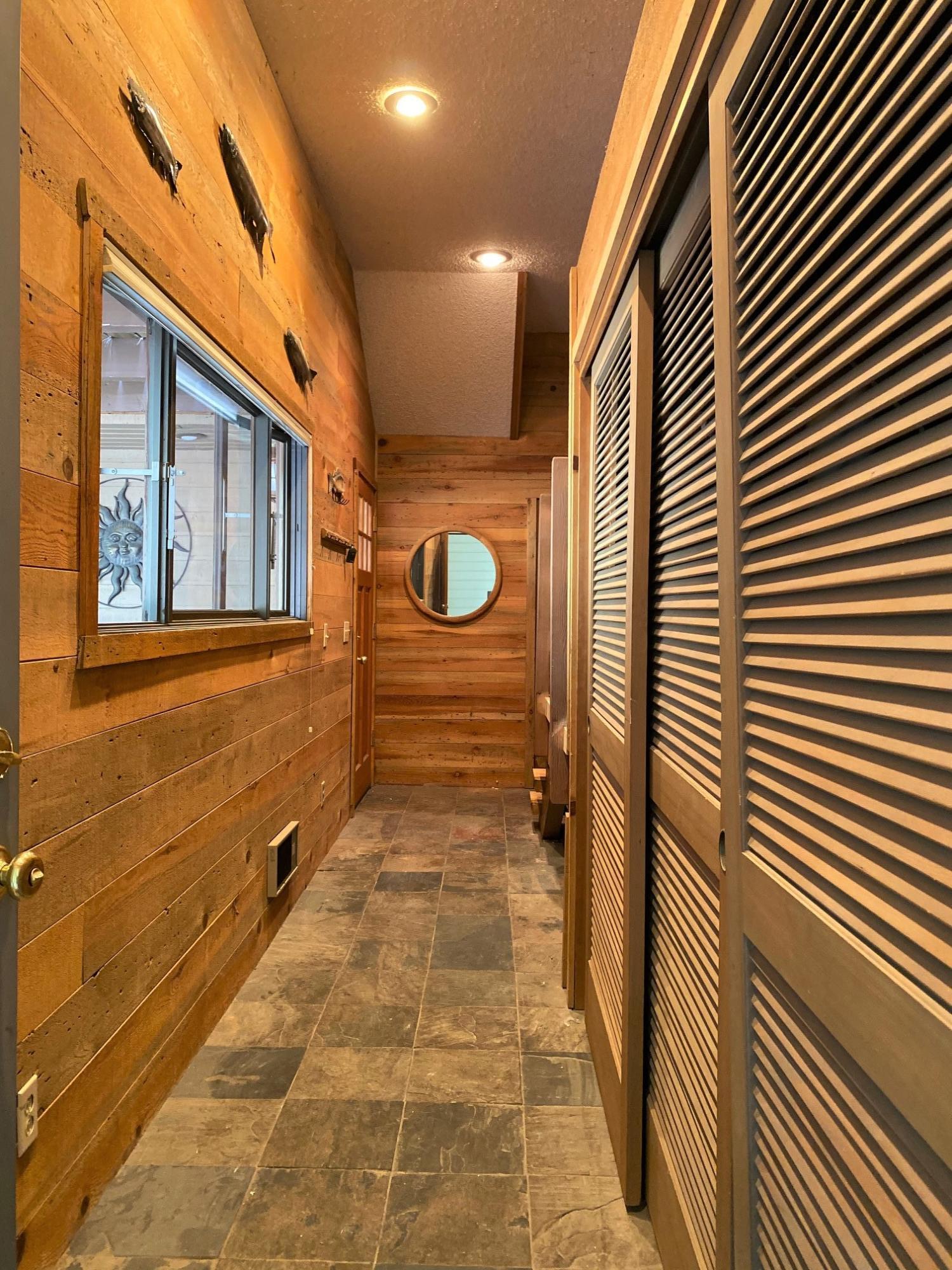 70685 Pasque Flower Black Butte Ranch, OR 97759 - Photo 21 of 31 hall