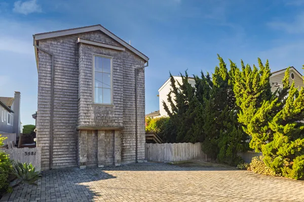 $12,500,000 | 3581 Padaro Lane, Carpinteria, CA 93013