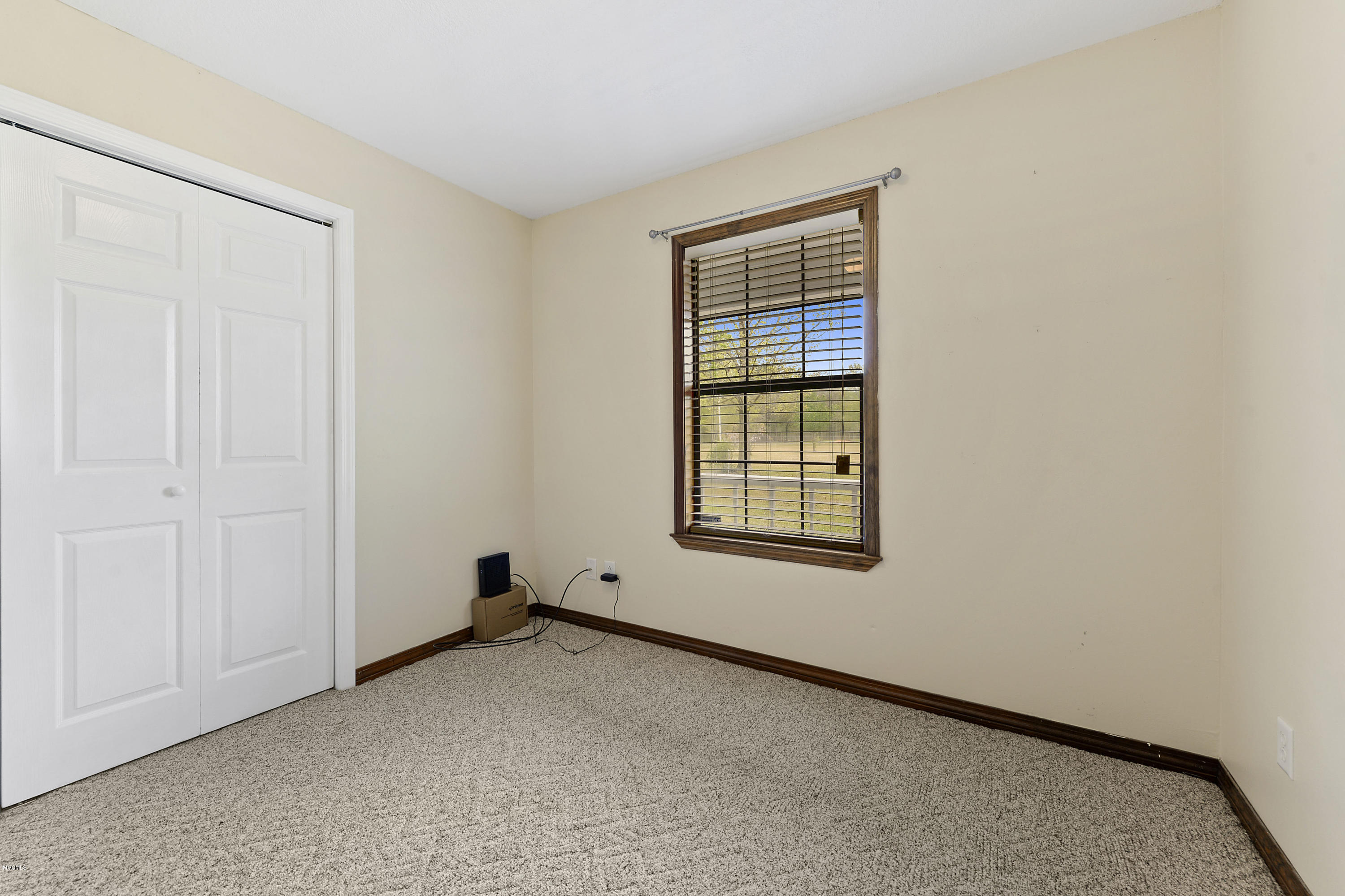 4001 Kasper Road Moss Point, MS 39562 - Photo 16 of 21 019