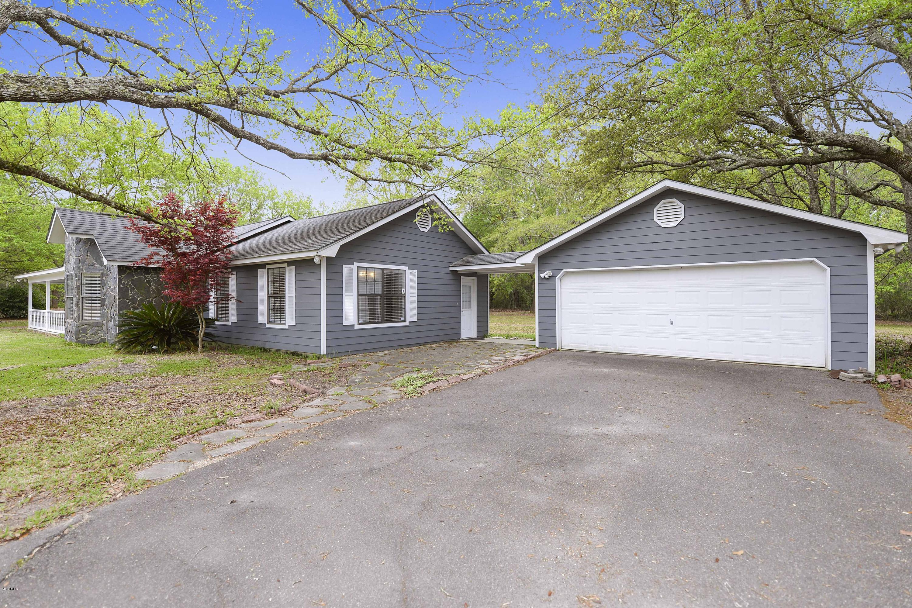 4001 Kasper Road Moss Point, MS 39562 - Photo 3 of 21 003