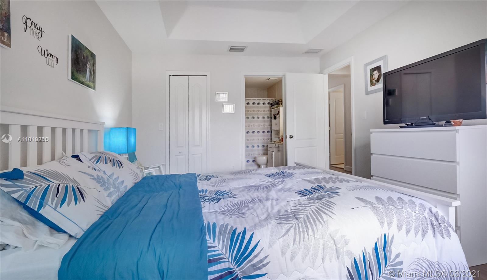 6980 Northwest 177th Street, Unit L102 Hialeah, FL 33015 - Photo 21 of 45