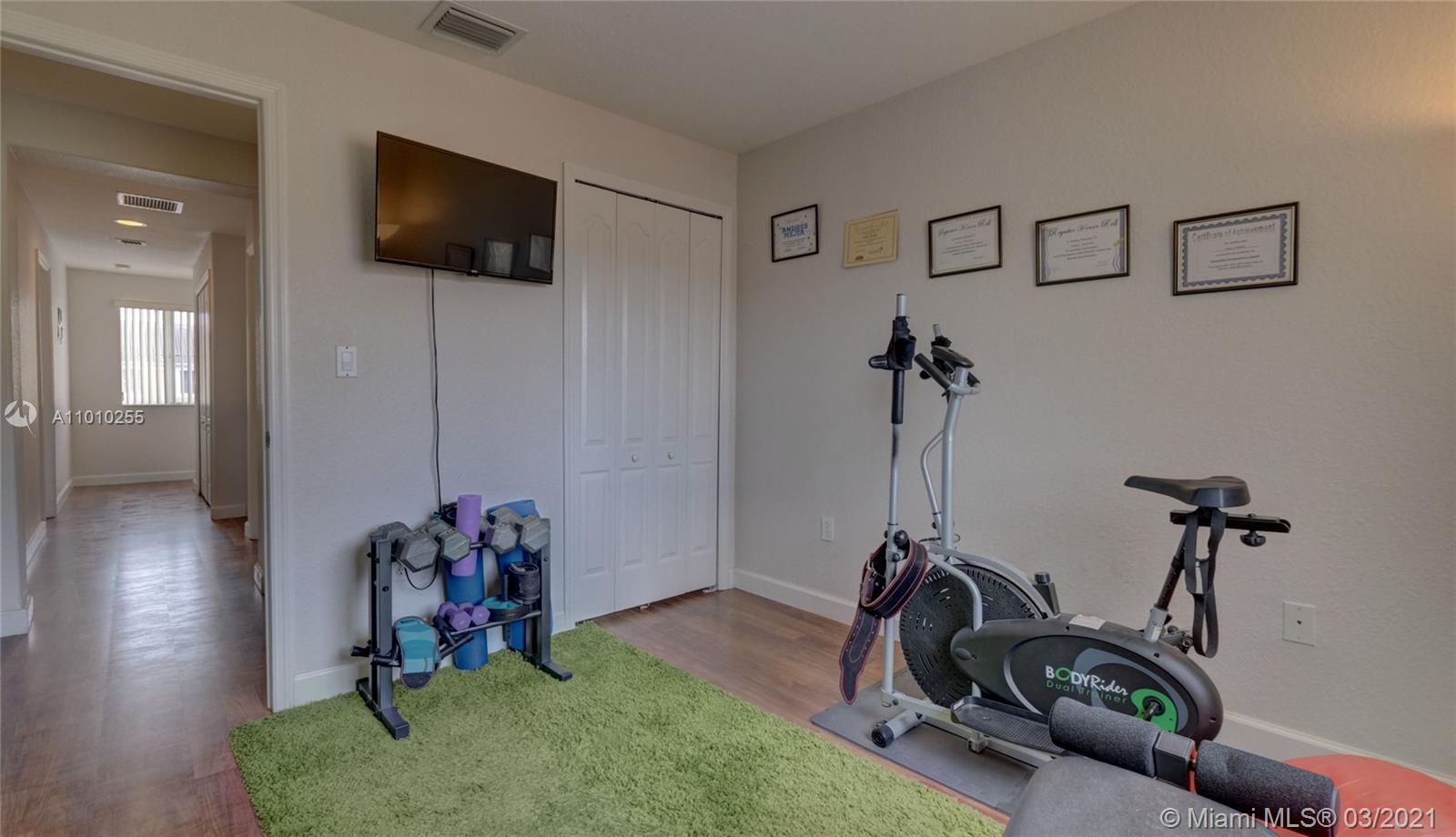 6980 Northwest 177th Street, Unit L102 Hialeah, FL 33015 - Photo 24 of 45