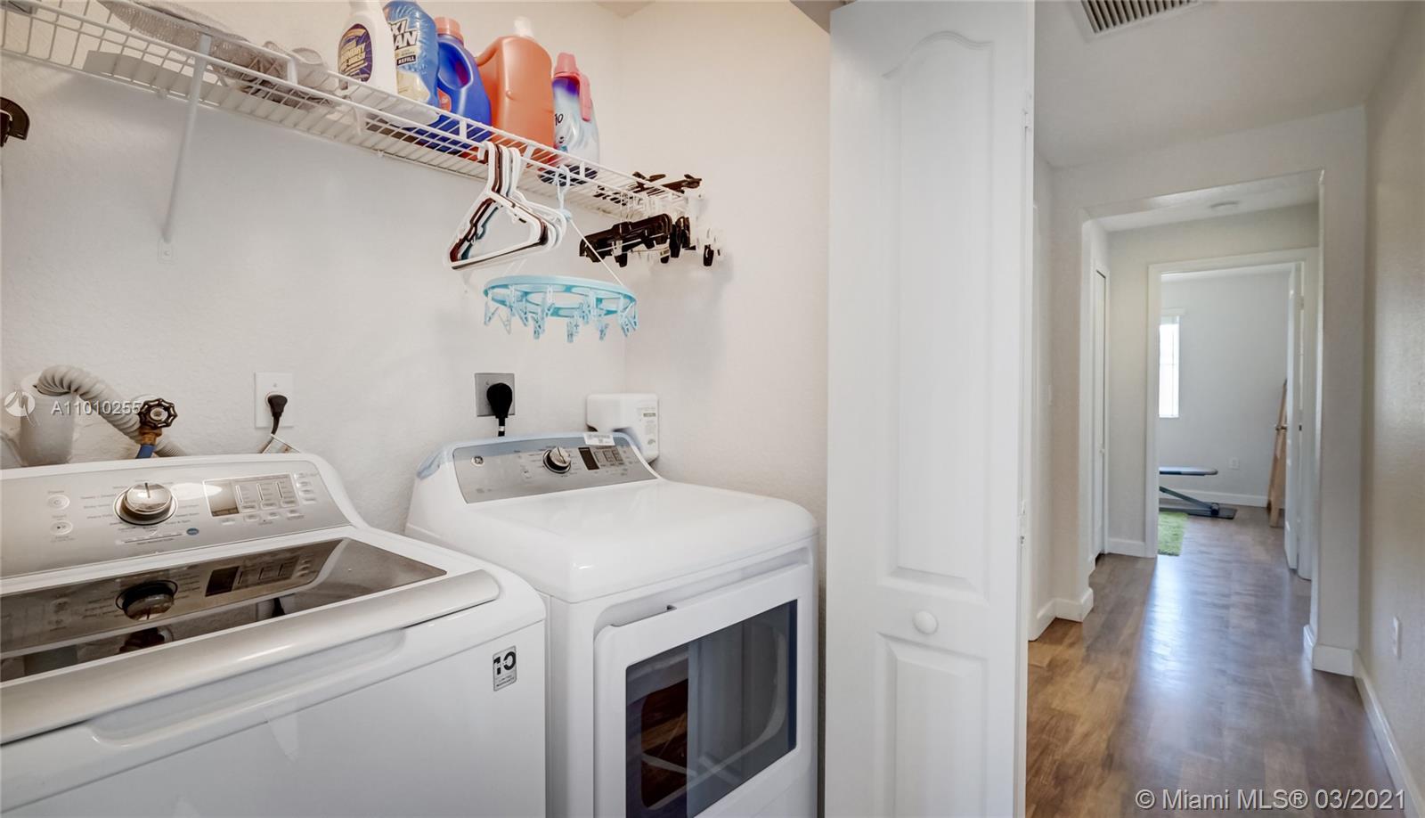 6980 Northwest 177th Street, Unit L102 Hialeah, FL 33015 - Photo 25 of 45
