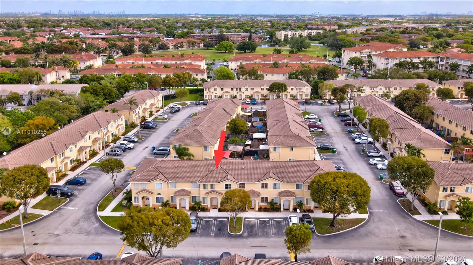 6980 Northwest 177th Street, Unit L102 Hialeah, FL 33015 - Photo 35 of 45