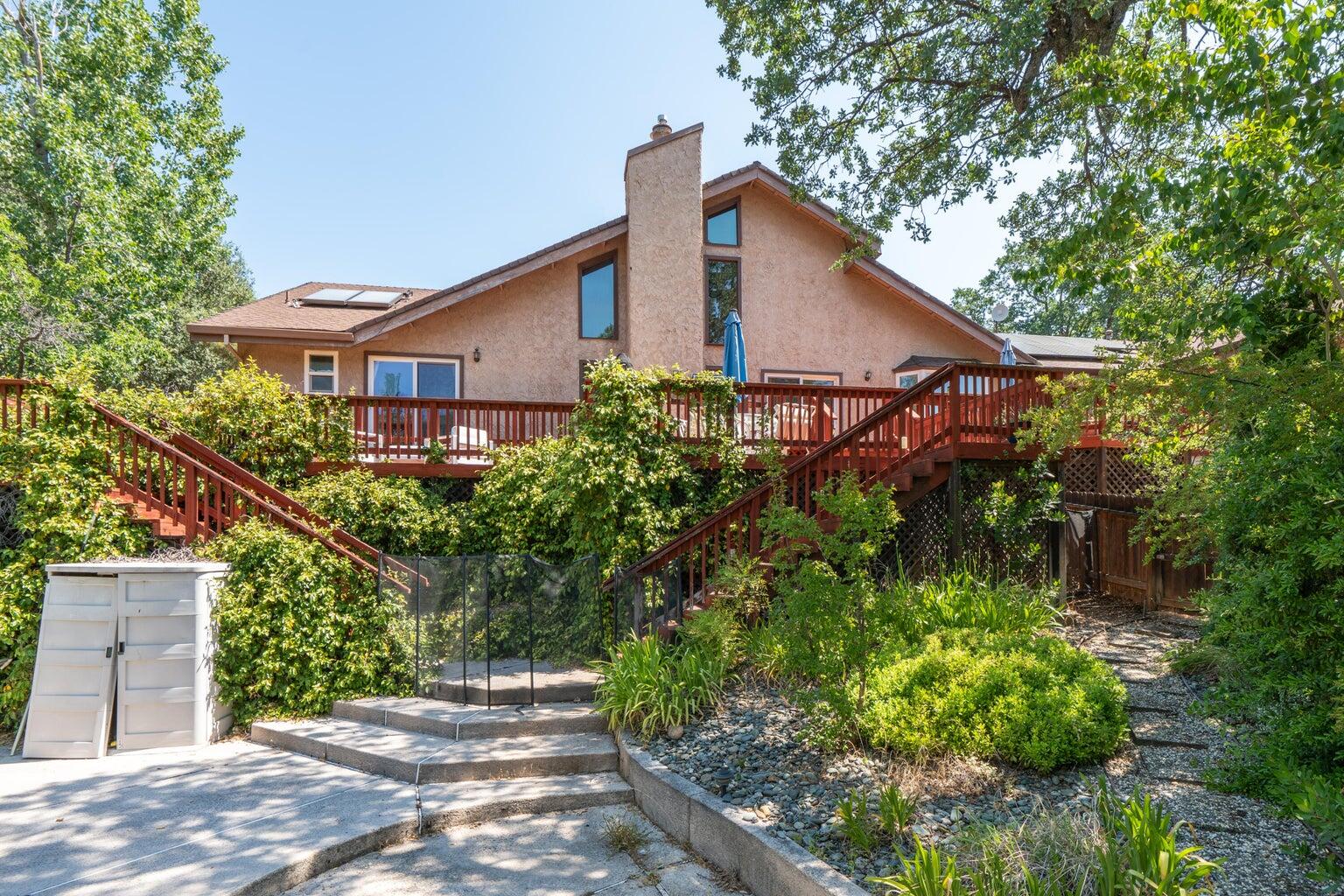 8846 Goldstone Lane Redding, CA 96001 - Photo 56 of 64 20250610222400525289000000-o