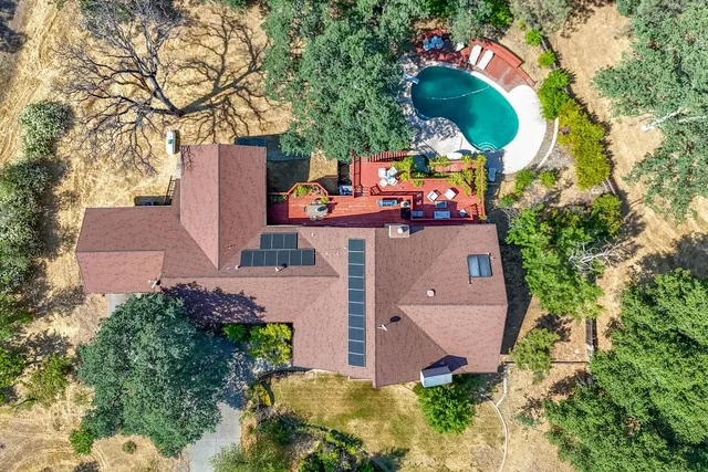 $819,500 | 8846 Goldstone Lane, Redding, CA 96001