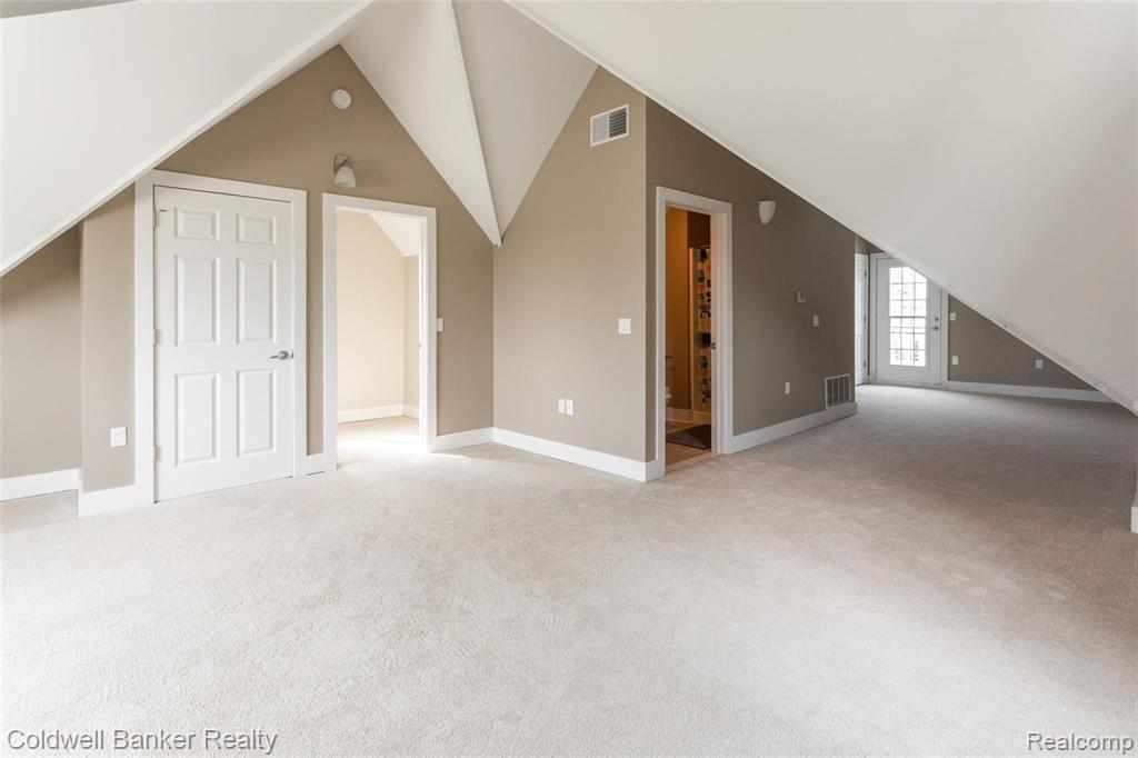 8315 Hilton Road Brighton, MI 48114 - Photo 32 of 43
