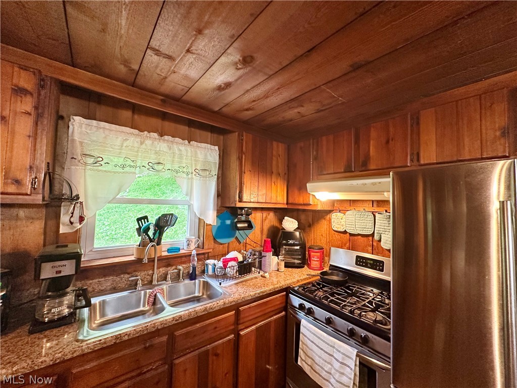 2538 Howell Run Road West Union, WV 26456 - Photo 7 of 21
