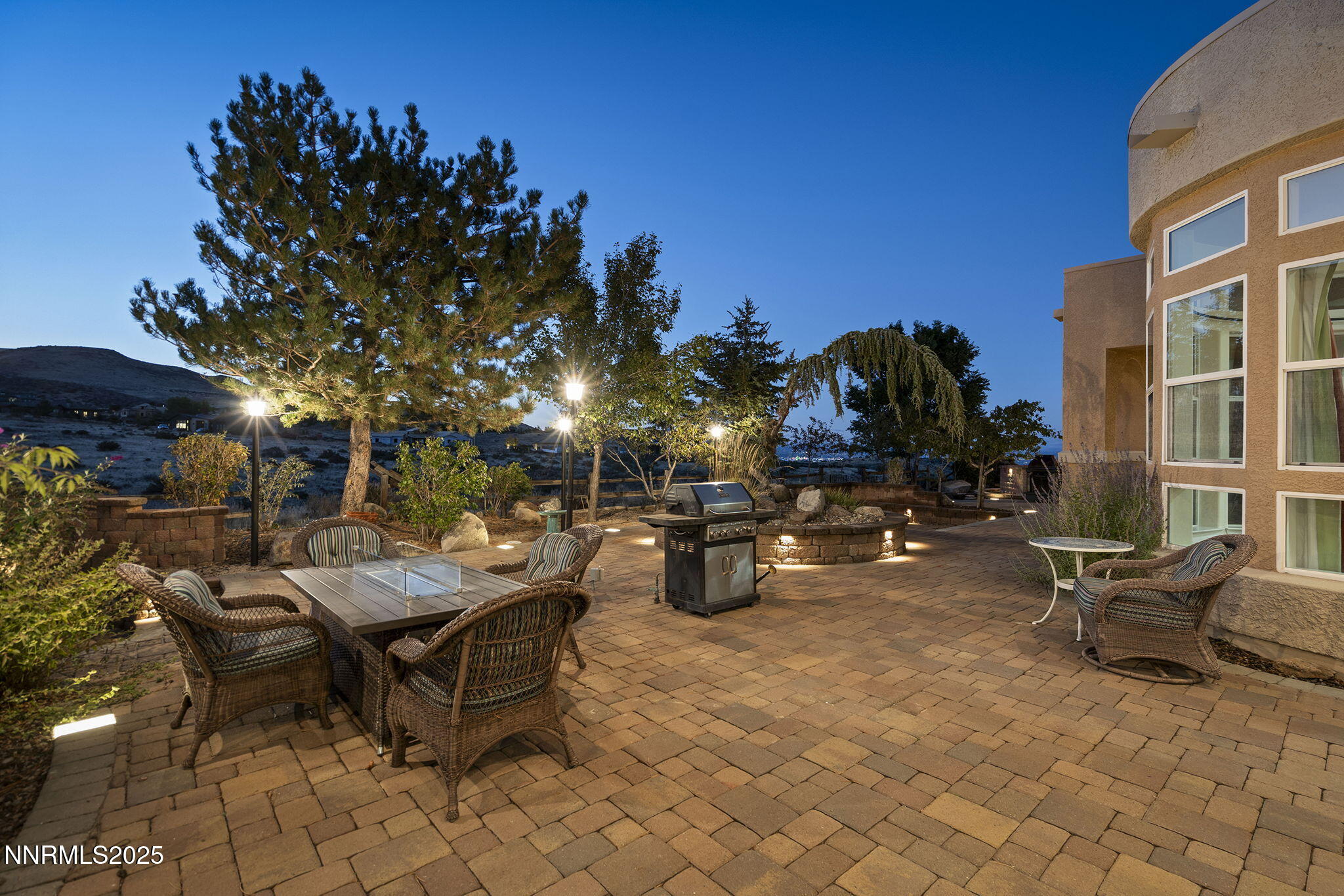 6225 Elk Ivory Drive Reno, NV 89511 - Photo 31 of 44 a view of a backyard with sitting area
