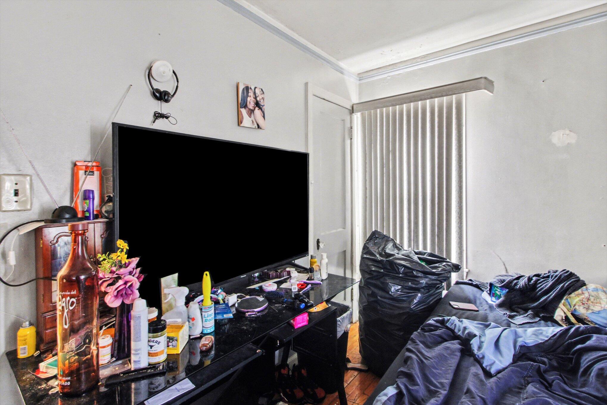 8304 Robson Street Detroit, MI 48228 - Photo 13 of 25 012_file_1169