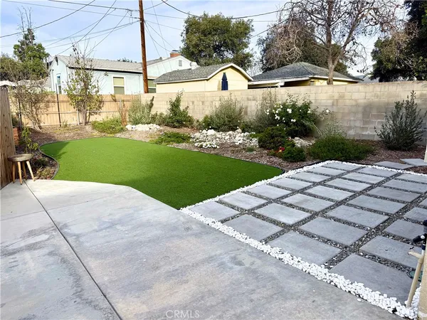 $3,100 | 215 South Mills Avenue, Claremont, CA 91711