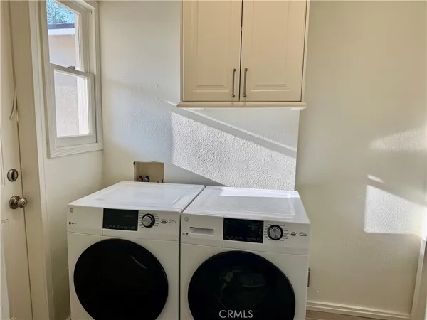 $3,150 | 215 South Mills Avenue, Claremont, CA 91711