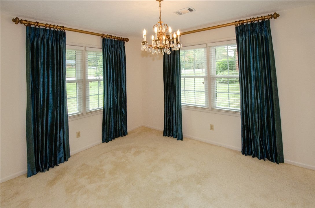1809 Oak Bowery Road Opelika, AL 36801 - Photo 15 of 35 Dining Room