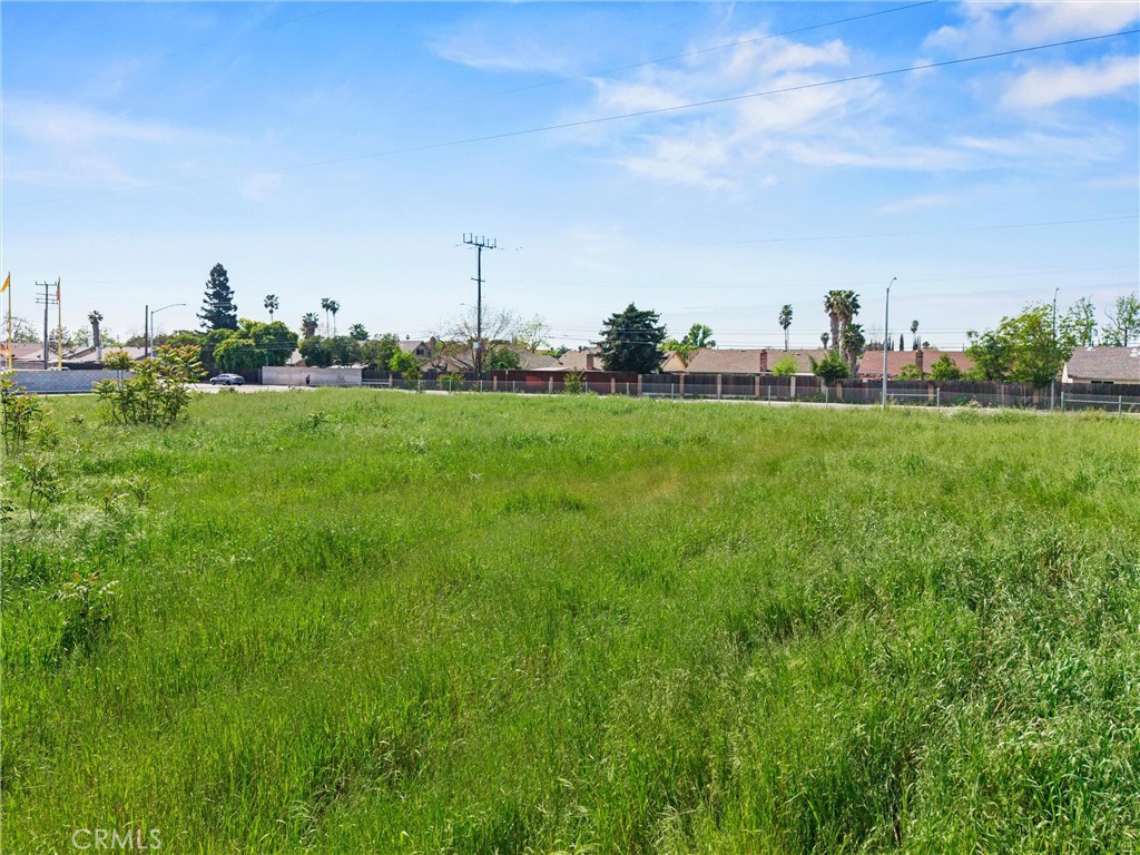7521 Power Inn Road Sacramento, CA 95828 - Photo 26 of 27 a view of a green field