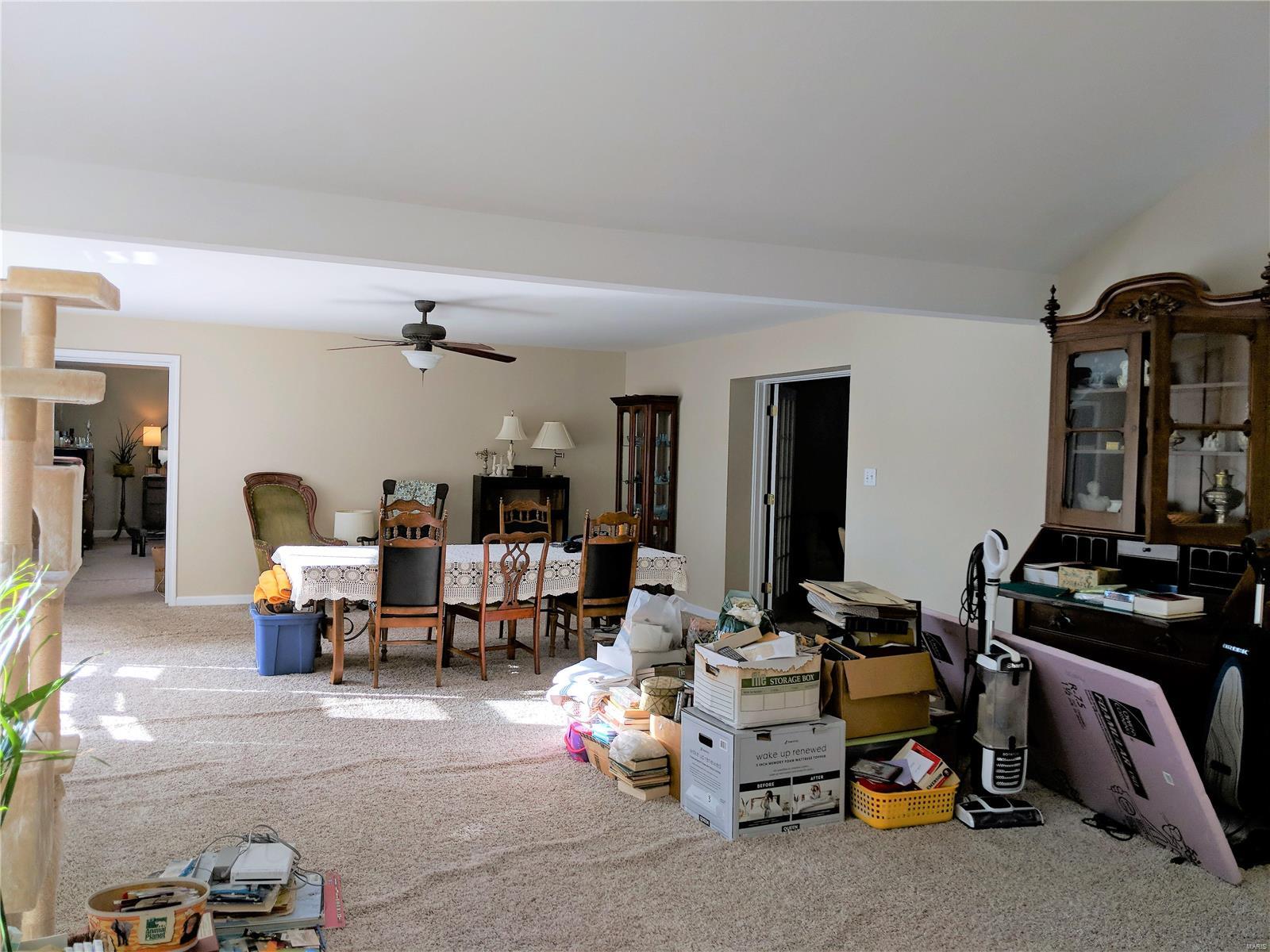 43 Green Acres Road St. Louis, MO 63137 - Photo 10 of 46