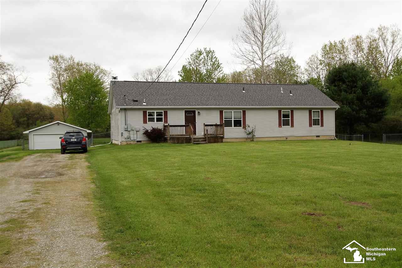 5371 Douglas Road Ida, MI 48140 - Photo 2 of 23