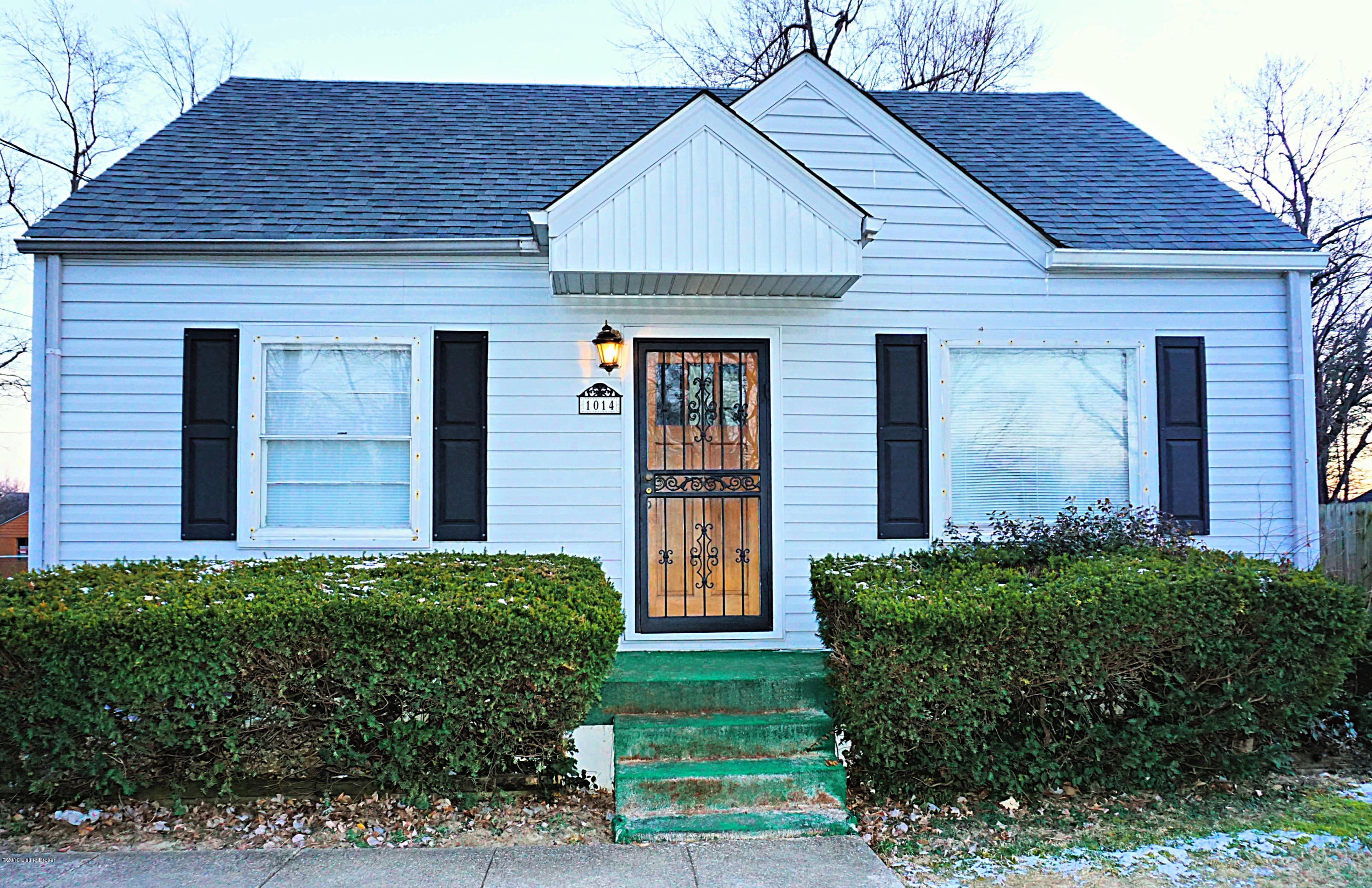 1014 Reeves Road Louisville, KY 40219 - Photo 1 of 18 1014 Reeves Road - Front of Home