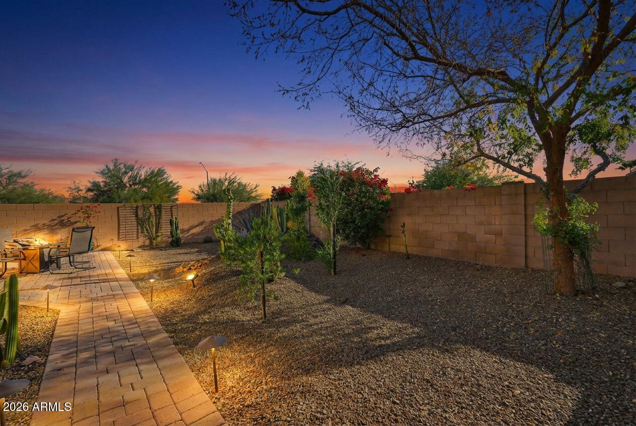 2829 East Park View Lane Phoenix, AZ 85024 - Photo 20 of 20 a view of a yard with an outdoor space