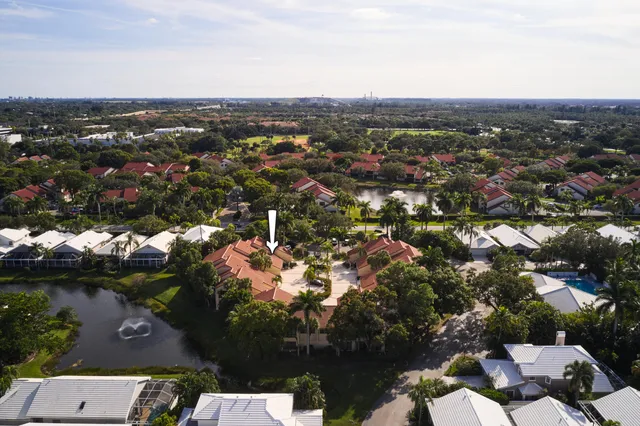 $350,000 | 101 Waterview Drive, Unit 1011, Palm Beach Gardens, FL 33418