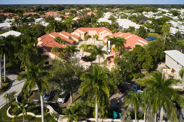 $350,000 | 101 Waterview Drive, Unit 1011, Palm Beach Gardens, FL 33418