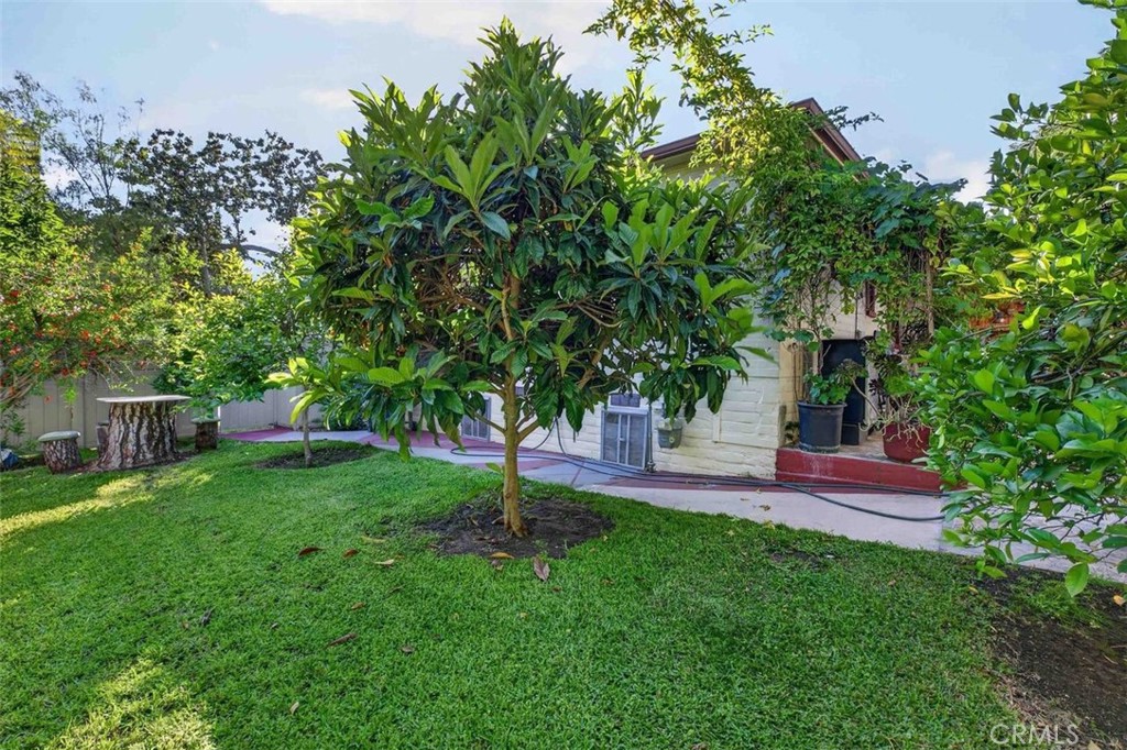 820 South Kenneth Road Burbank, CA 91501 - Photo 28 of 42