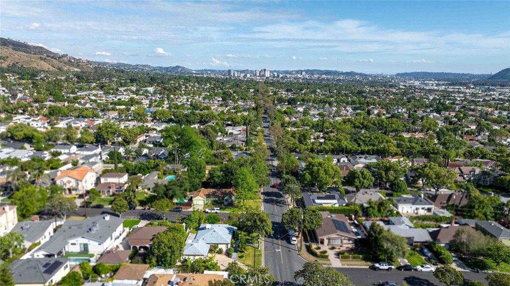 820 South Kenneth Road Burbank, CA 91501 - Photo 34 of 42