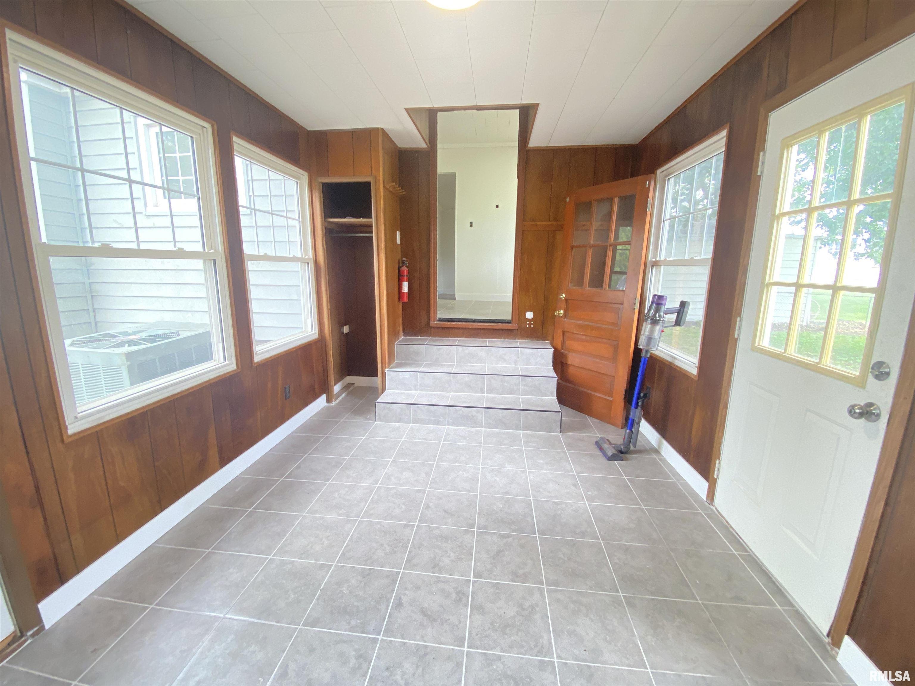 3236 South 5th Street Springfield, IL 62703 - Photo 19 of 27