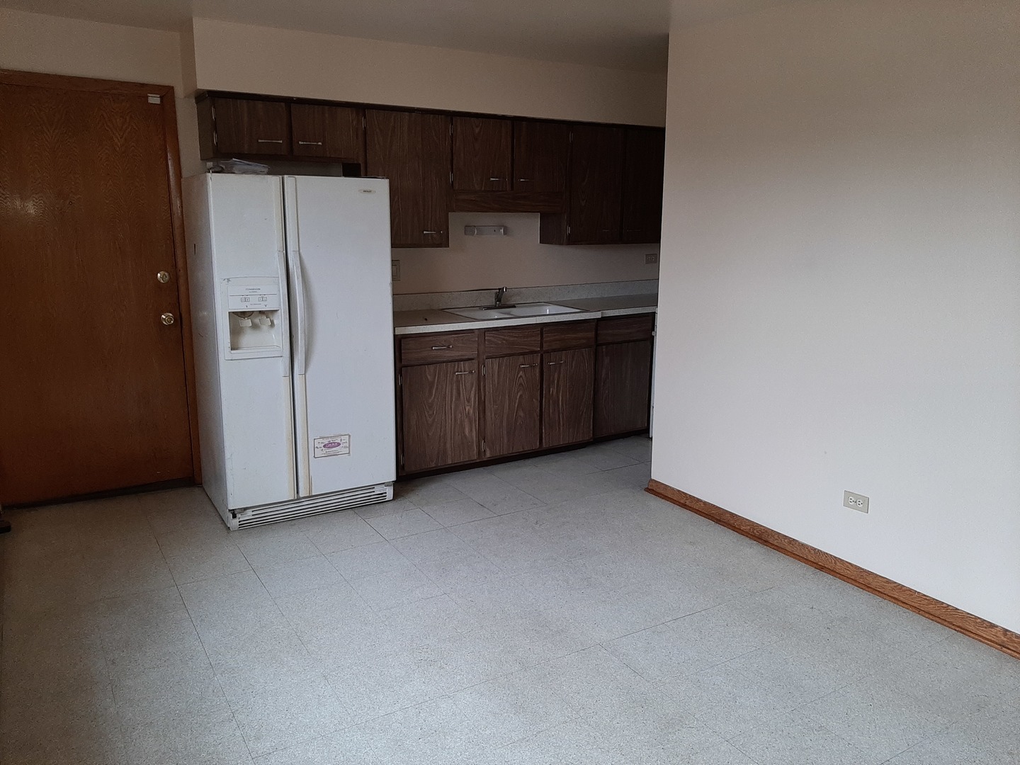 3014 West 59th Street, Unit 3N Chicago, IL 60629 - Photo 5 of 13