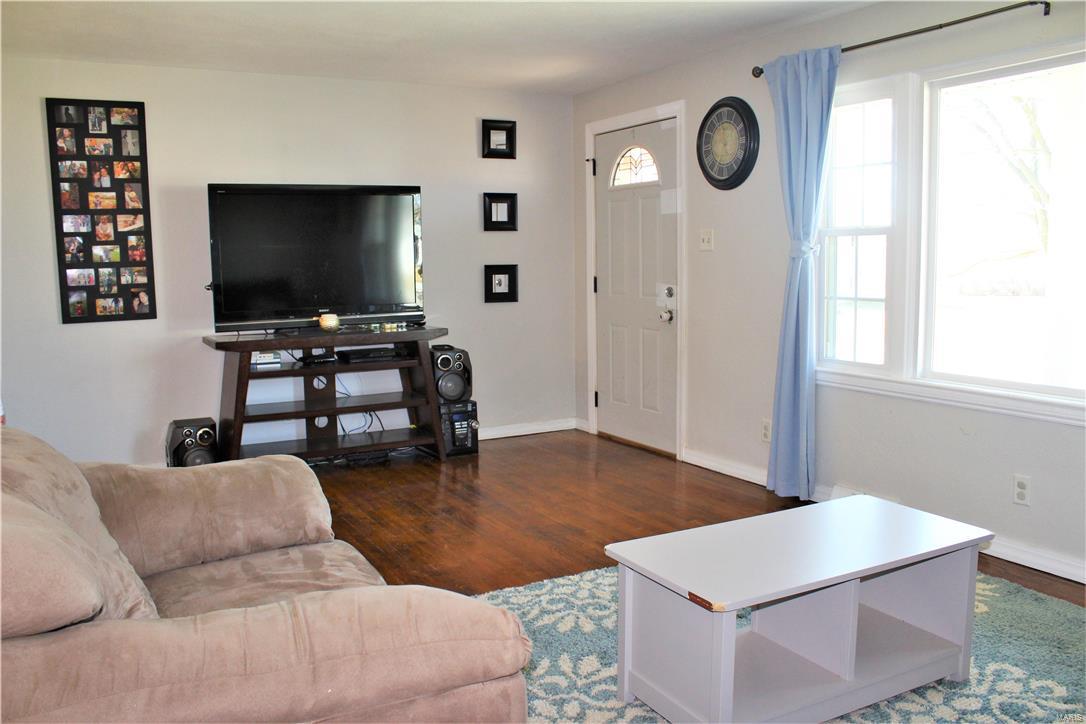236 Grand Avenue Waterloo, IL 62298 - Photo 13 of 32 Gallery Image 13