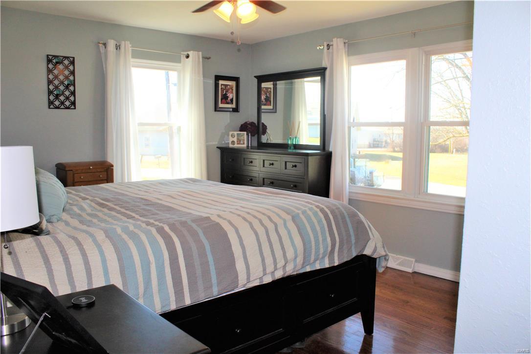 236 Grand Avenue Waterloo, IL 62298 - Photo 21 of 32 Gallery Image 21