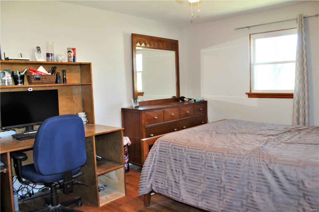236 Grand Avenue Waterloo, IL 62298 - Photo 31 of 32 Gallery Image 31