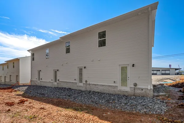 $1,100 | 1035 Sinclair Drive, Unit 1 AD, Clarksville, TN 37042