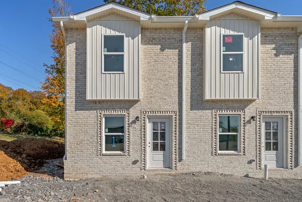 $1,100 | 1035 Sinclair Drive, Unit 1 AD, Clarksville, TN 37042