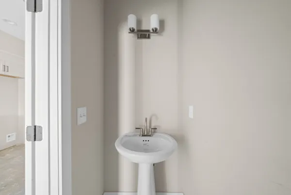 $1,100 | 1035 Sinclair Drive, Unit 1 AD, Clarksville, TN 37042