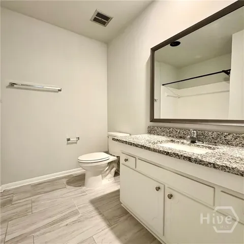 $1,995 | 455 Mall Boulevard, Unit 13, Savannah, GA 31406