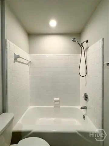 $1,995 | 455 Mall Boulevard, Unit 13, Savannah, GA 31406