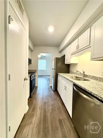 $1,995 | 455 Mall Boulevard, Unit 13, Savannah, GA 31406