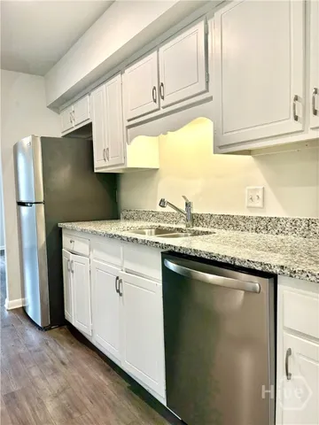 $1,995 | 455 Mall Boulevard, Unit 13, Savannah, GA 31406