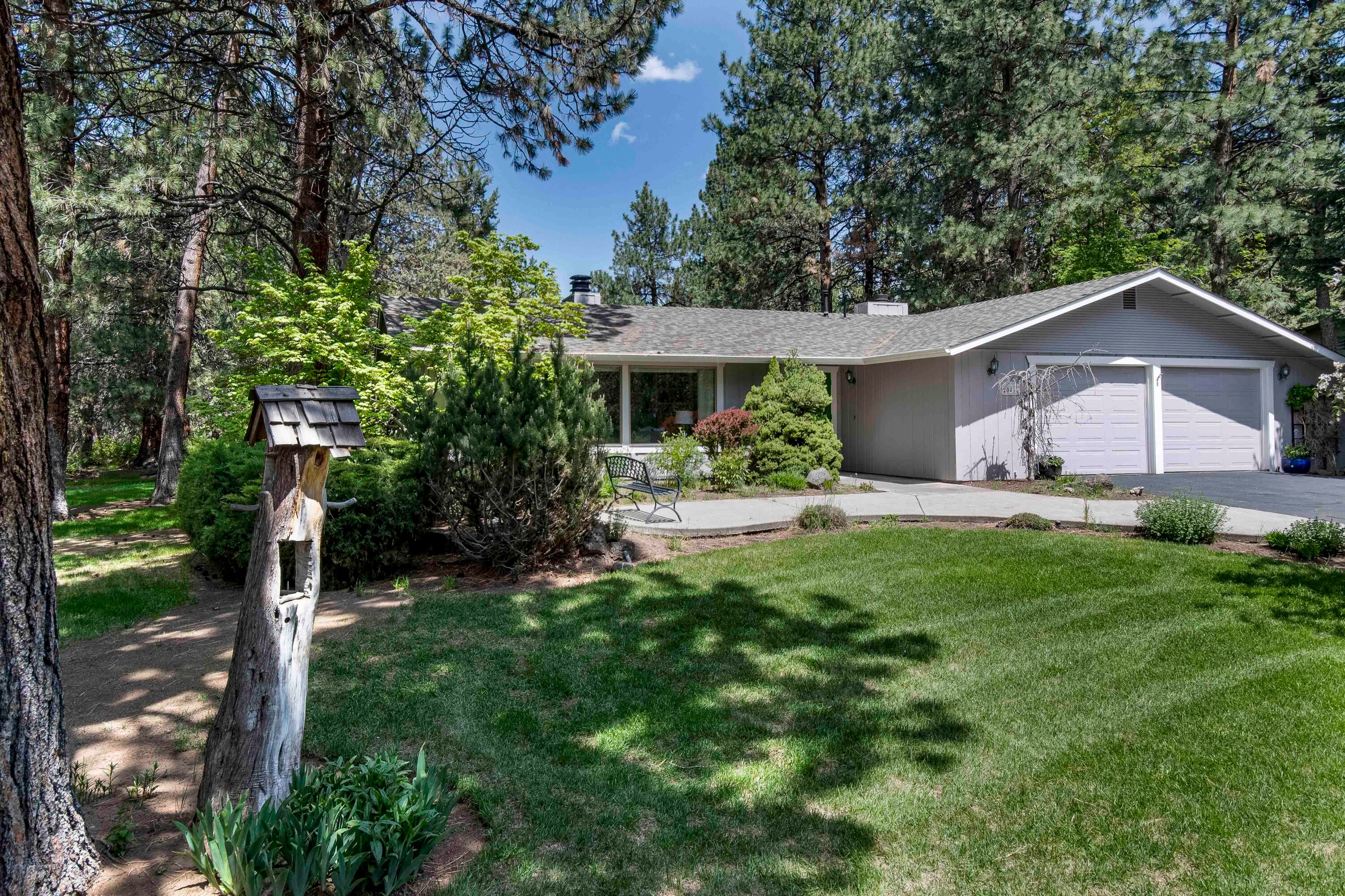 20410 Mainline Road Bend, OR 97702 - Photo 29 of 33 10410 Mainline-34