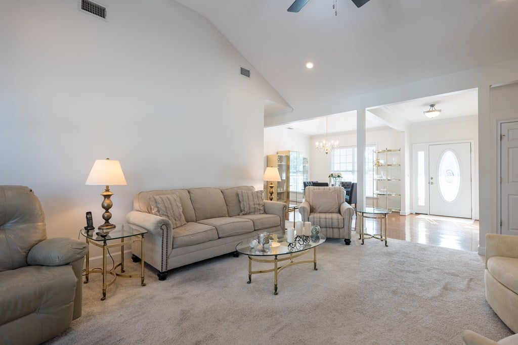 4029 Applecross Road Valdosta, GA 31605 - Photo 4 of 38 Gallery Image 4