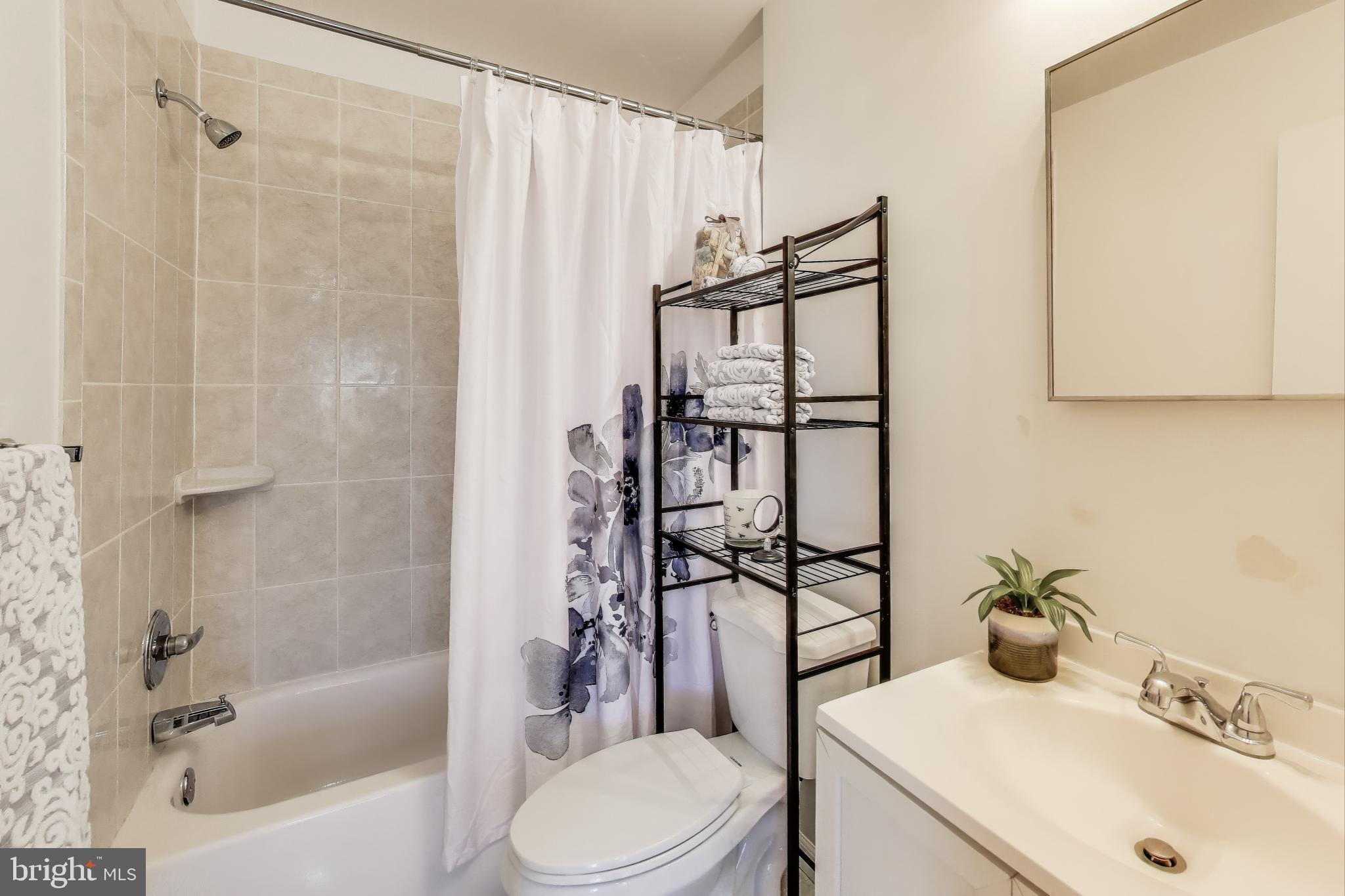 10185 Ridgeline Drive Gaithersburg, MD 20886 - Photo 23 of 31 Gallery Image 23