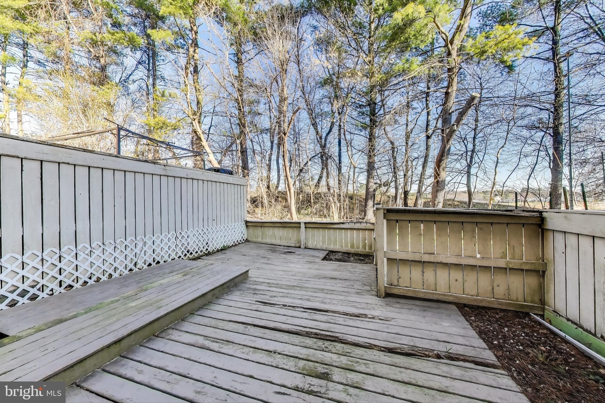 10185 Ridgeline Drive Gaithersburg, MD 20886 - Photo 27 of 31 Gallery Image 27