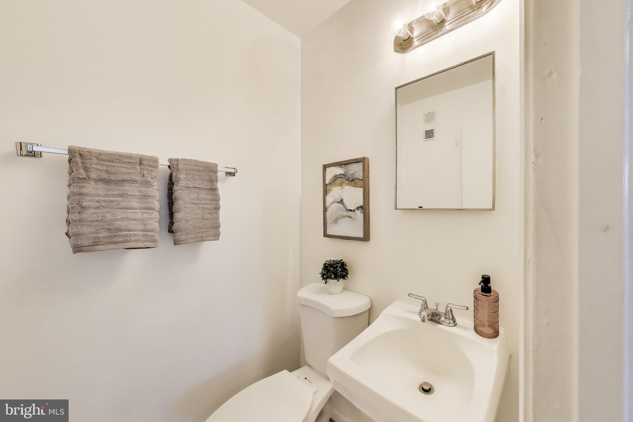 10185 Ridgeline Drive Gaithersburg, MD 20886 - Photo 10 of 31 Gallery Image 10