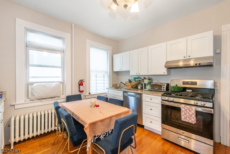 157 Walnut Street, Unit 2 Montclair, NJ 07042 - Photo 14 of 29