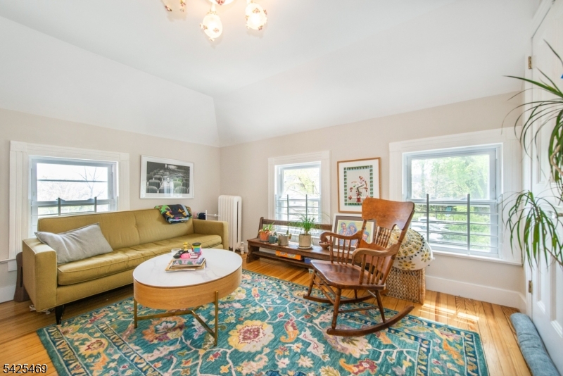 157 Walnut Street, Unit 2 Montclair, NJ 07042 - Photo 20 of 29