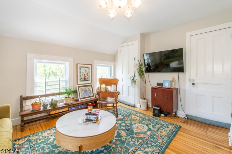 157 Walnut Street, Unit 2 Montclair, NJ 07042 - Photo 21 of 29